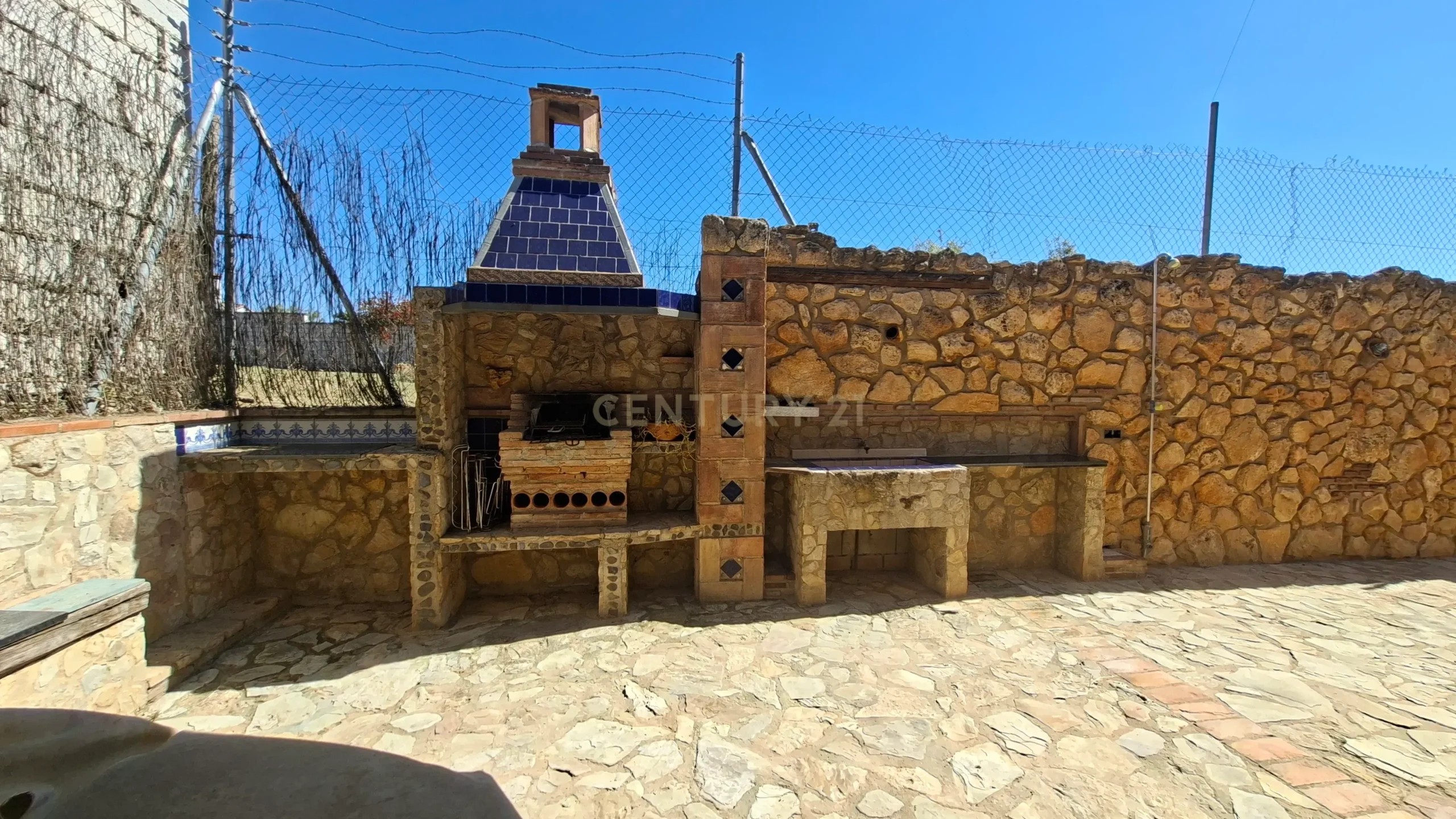 Top Location Homes - Wolnostojąca Willa - Hiszpania - Malaga, Costa del Sol 3.jpg